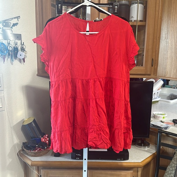 Jodifl Red Top - Picture 1 of 6